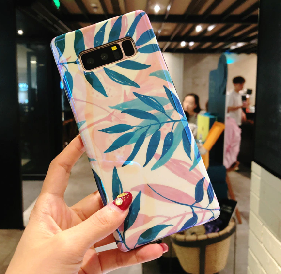 Samsung S10 TPU Gradient Case Leaf Painted White